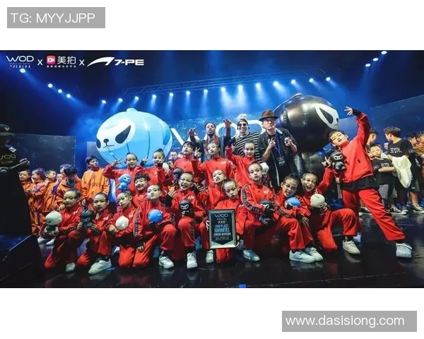 成都飞盘队在世界街舞大赛中以63分稳居积分榜首位