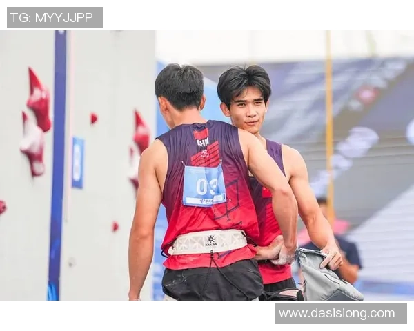 成都攀岩队快攻策略分析与成败经验分享 成都攀岩队快攻策略分析与成败经验分享